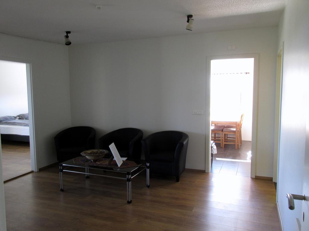 Rauthaberg II Guest House Raudaberg ภายนอก รูปภาพ