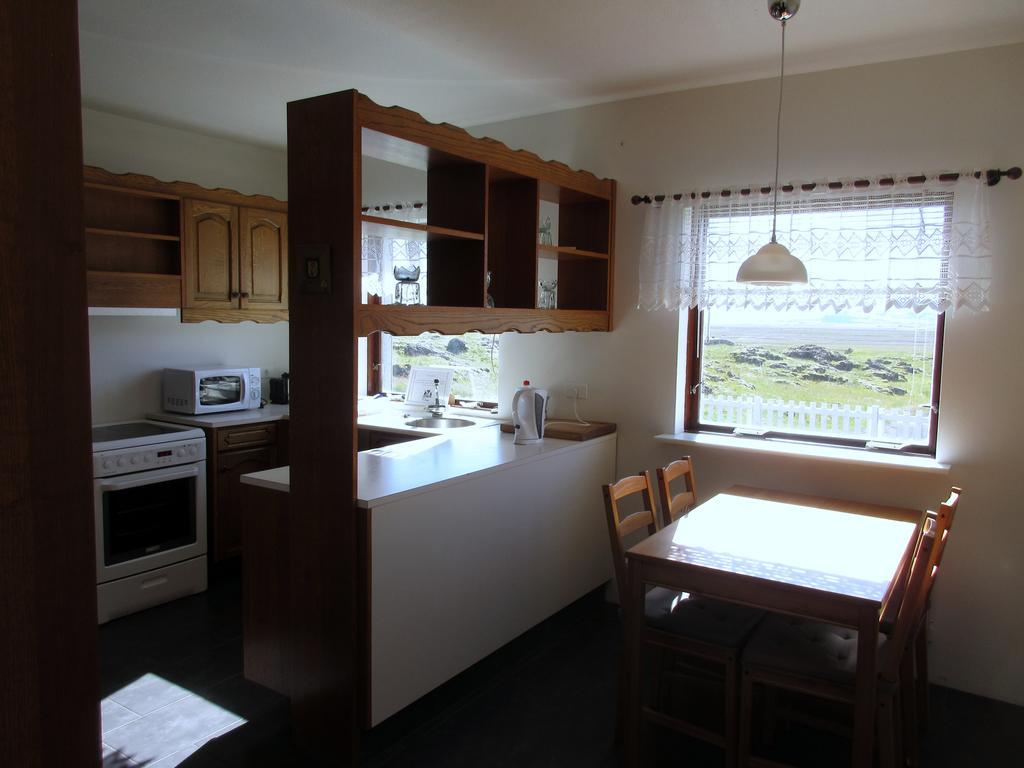Rauthaberg II Guest House Raudaberg ภายนอก รูปภาพ
